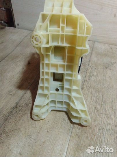 Селектор АКПП Kia Rio G4FG 2019