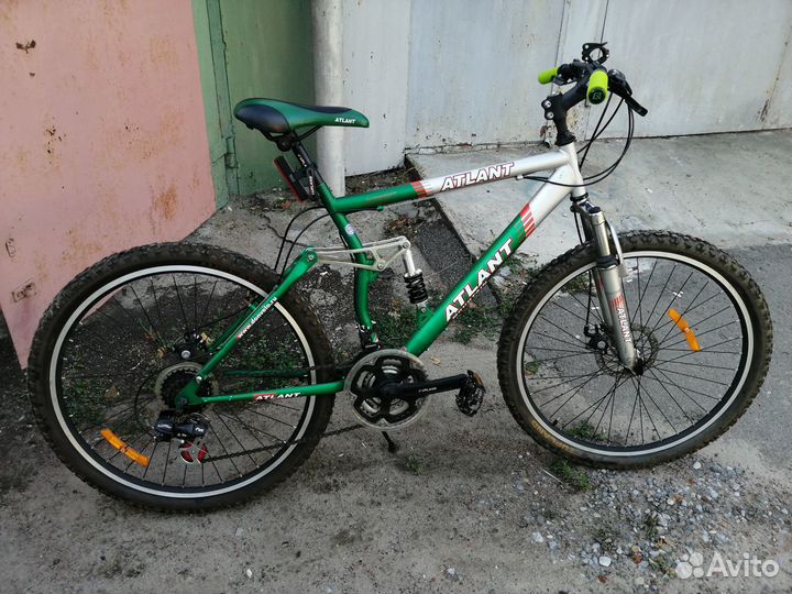 Велосипед горный двухподвесной