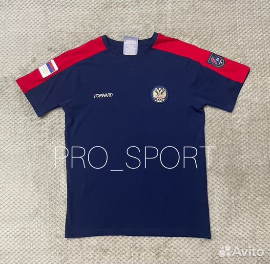 Футболка Forward