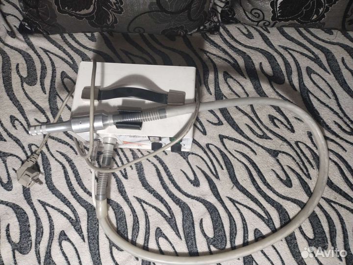 Аппарат для маникюра и педикюра