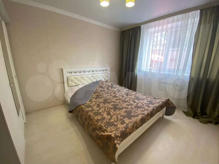 2-к. квартира, 56 м², 1/5 эт.