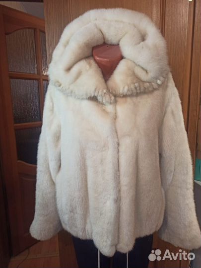 Шуба норковая автоледи с капюшоном Италия 48/52