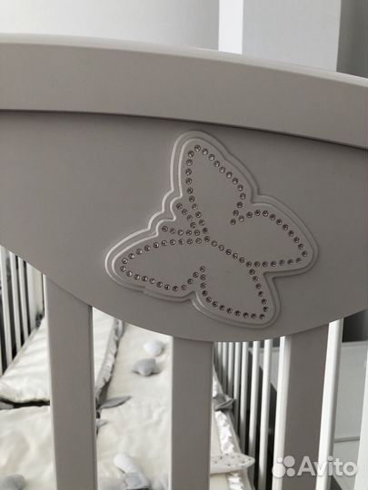 Детская кроватка