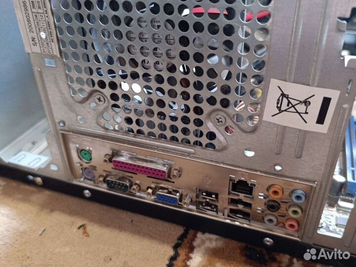 Материнская плата