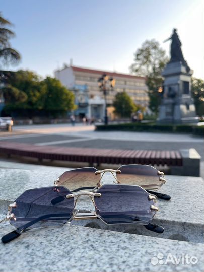 Солнцезащитные очки