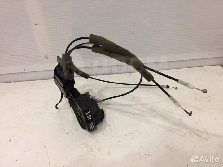 Замок двери передний правый Infiniti Fx/Qx70 S51