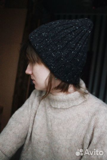 Шапка шерстяная. Ручная работа