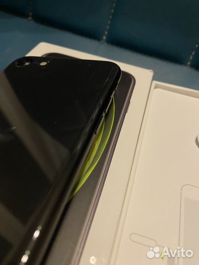 iPhone se 2020 64 gb