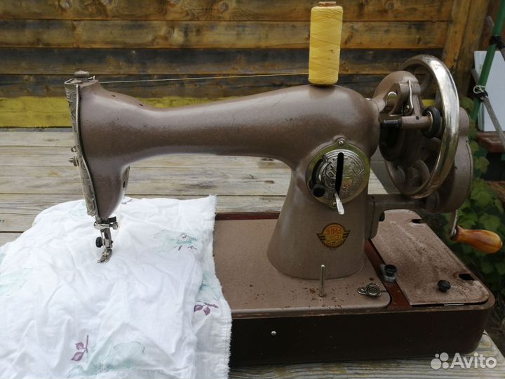 Швейная машинка