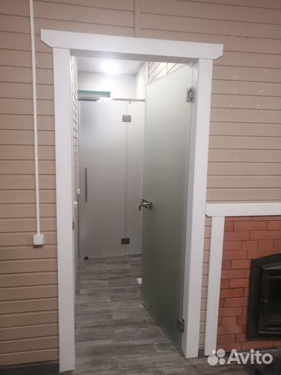 Стеклянная дверь с Вашим дизайном