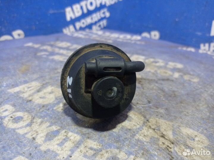 Клапан выпускной Mercedes-Benz W211 седан M272DE35