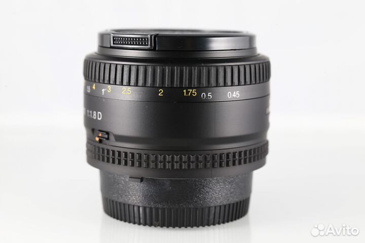 Nikon 50mm f/1.8D AF Nikkor