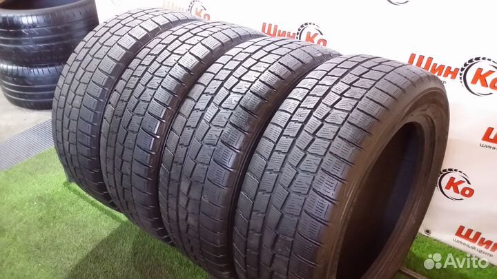 Dunlop Winter Maxx WM01 215/55 R16