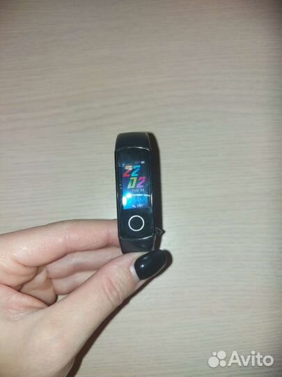 Фитнес часы Honor Band 5
