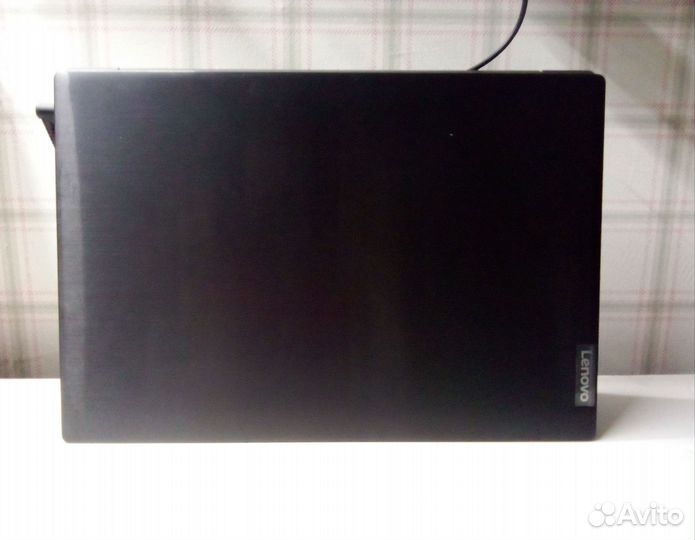 Ноутбук Lenovo