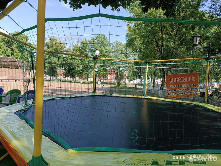 Батут спортивный