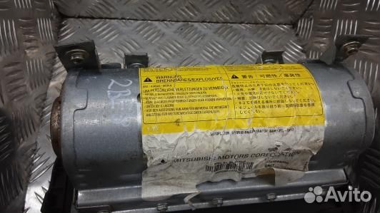 Подушка безопасности пассажира mitsubishi space st