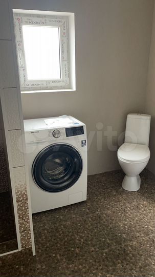 Дом 210 м² на участке 5 сот.