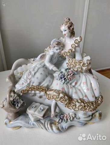 Фарфоровые статуэтки