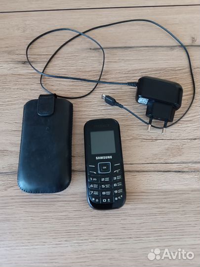 Samsung GT-E1200