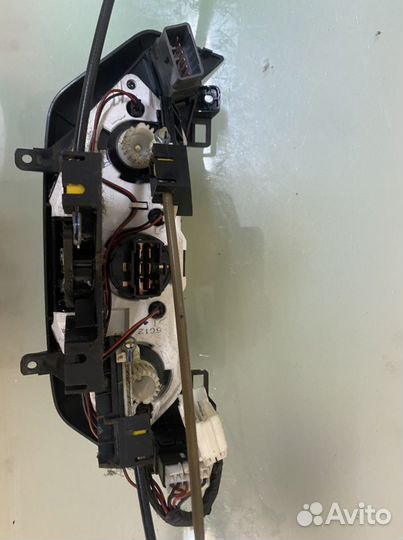 Консоль управления печкой Chevrolet aveo т250