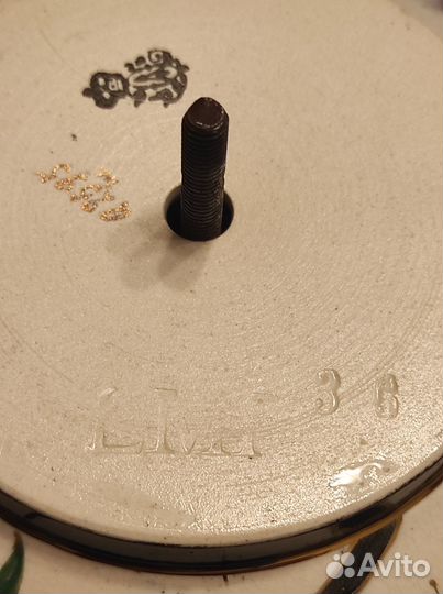 Старинная керосиновая лампа