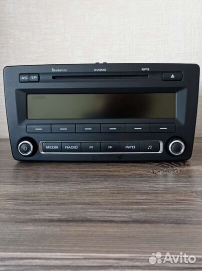 Головное устройство Шкода Октавия swing