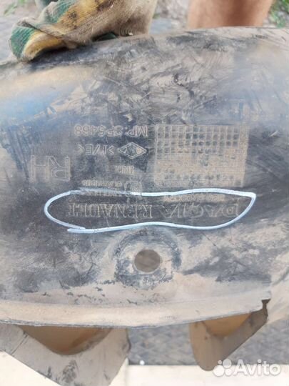 Локер подкрыльник передний правый Рено Логан 1