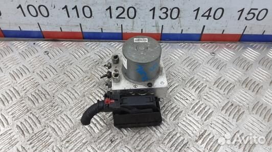 Блок ABS chevrolet trax (UML06KW01)