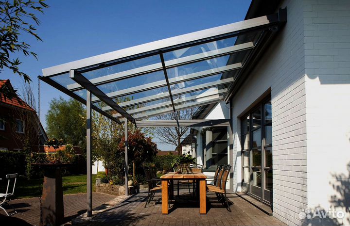 Козырек из стекла на подвесах