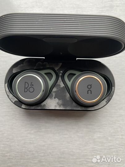 Bang & Olufsen Beoplay E8 и Beoplay H5