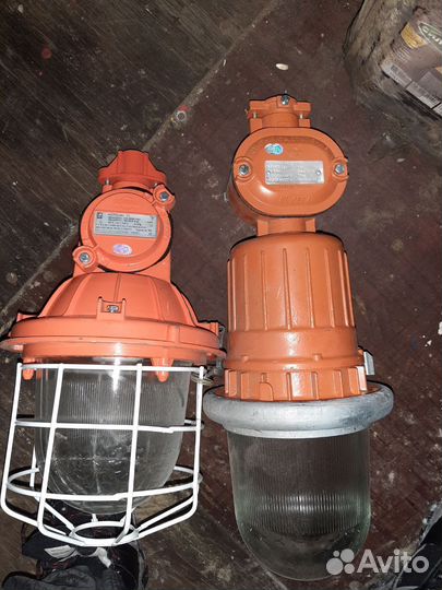 Светильник уличный подвесной влагоэашитнный