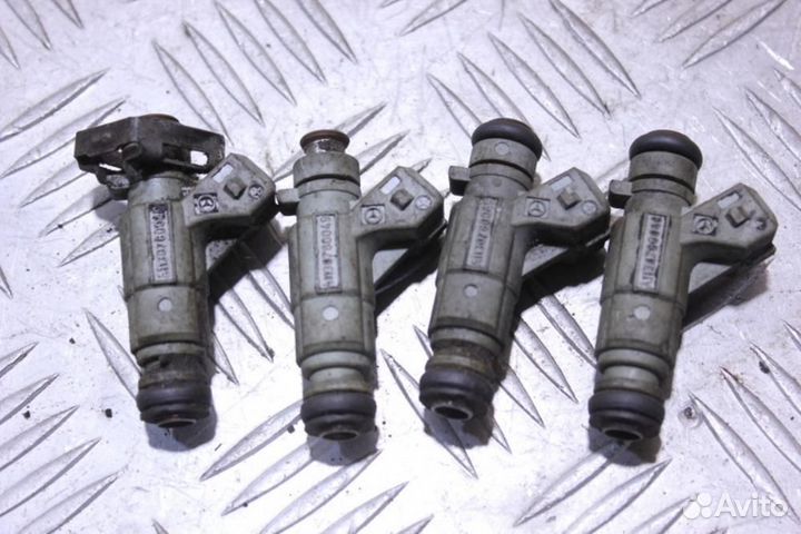 Форсунка двигателя S500 220