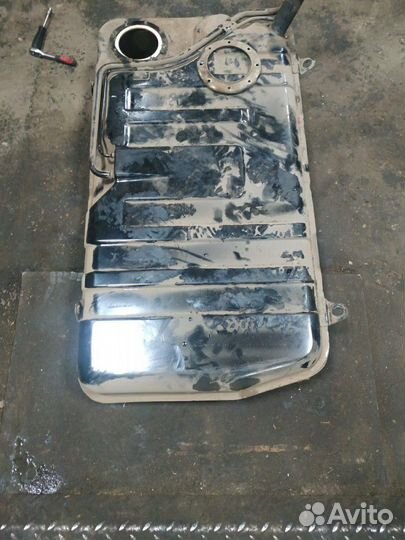 Бензобак Шевроле Нива