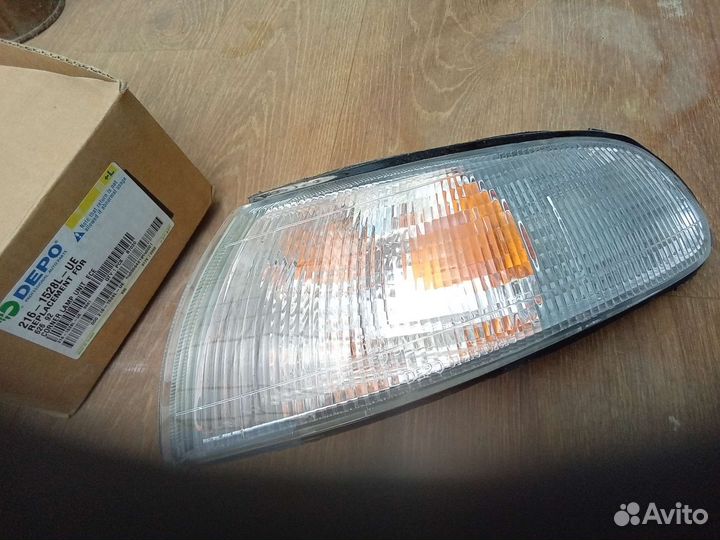 Указатель поворота левый мазда 626