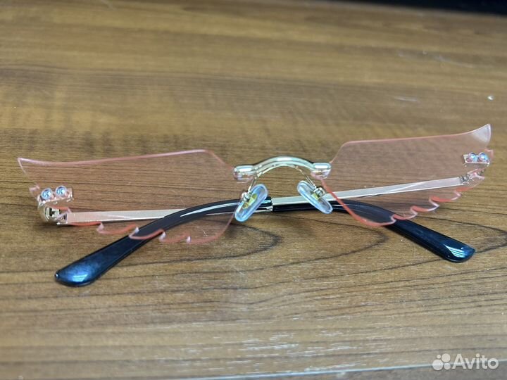 Очки крылья новые