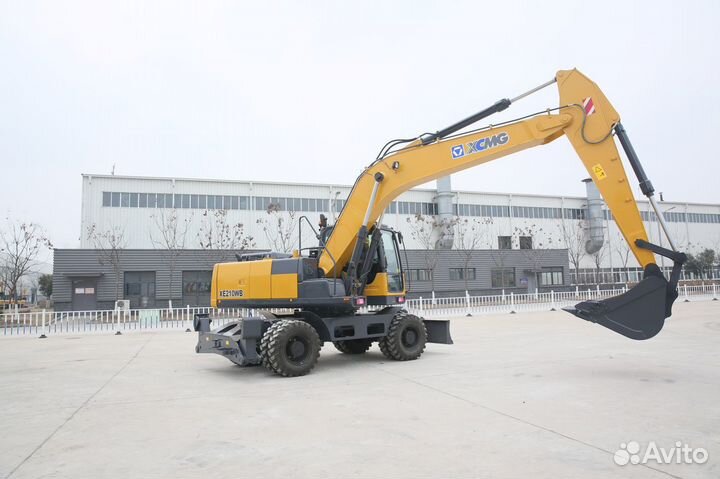 Колёсный экскаватор XCMG XE210WD, 2022