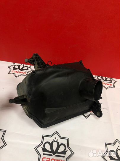 Корпус воздушного фильтра Nissan Qashqai J10