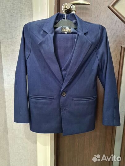 Школьный костюм