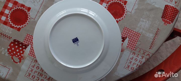 Тарелки белые 28 см IKEA