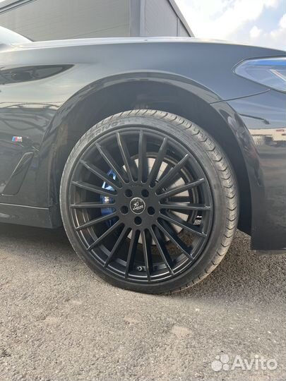 R20 Arivo Ultra ARZ5 245/35, PCD 5x112 DIA 66.6