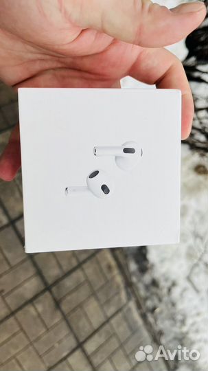 Зарядный кейс earpods 3