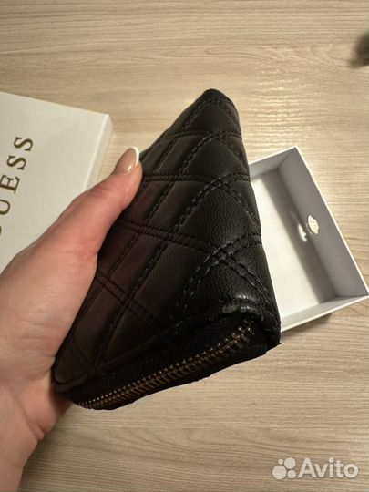 Кошелек guess