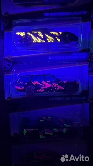 Машинки Hot Wheels Neon Speeders