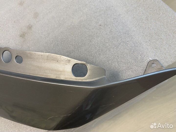 Накладка решетки радиатора Mazda