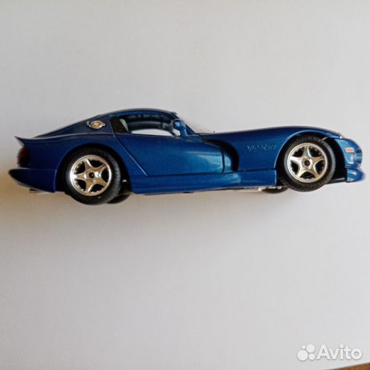 Машинка игрушка 90-х годов