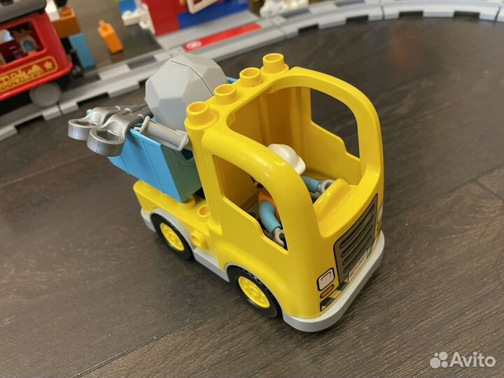Lego duplo много наборов