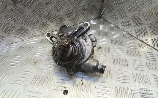 Насос вакуумный volvo V70 2 (DBN06KX01)