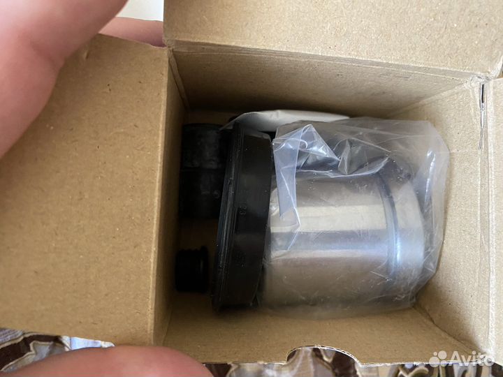 Рем комплект суппорта передний+поршень