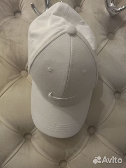 Новая кепка женская